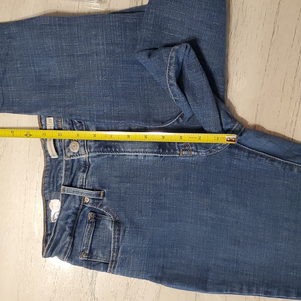 Levi's Classic High Rise Blue Jeans - Picture 7 of 9